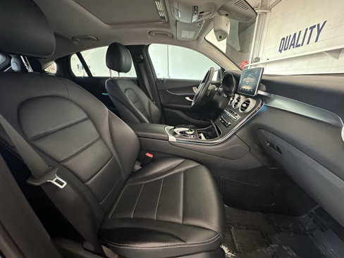 Used 2017 Mercedes-Benz GLC 300 4MATIC Coupe image 25