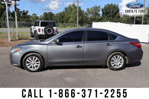 Used 2017 Nissan Altima 2.5 S w/ Power Driver Seat Package image 3