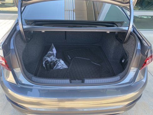 Certified 2023 Volkswagen Jetta S image 29
