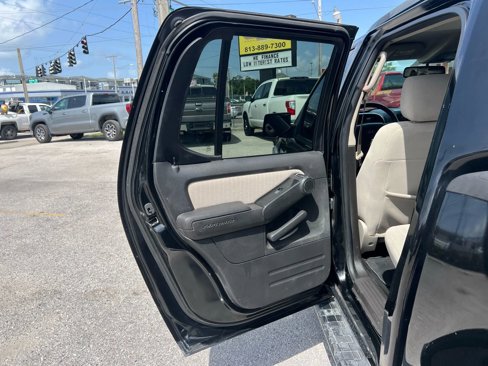 Used 2008 Ford Explorer Sport Trac XLT image 12