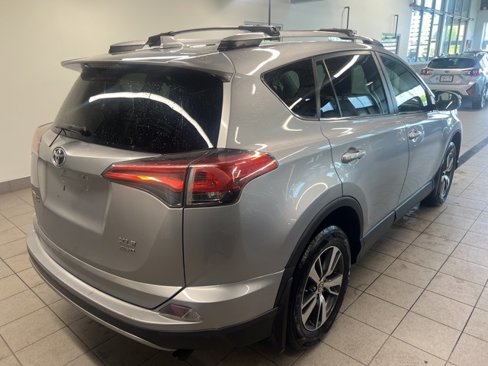 Used 2017 Toyota RAV4 XLE image 7
