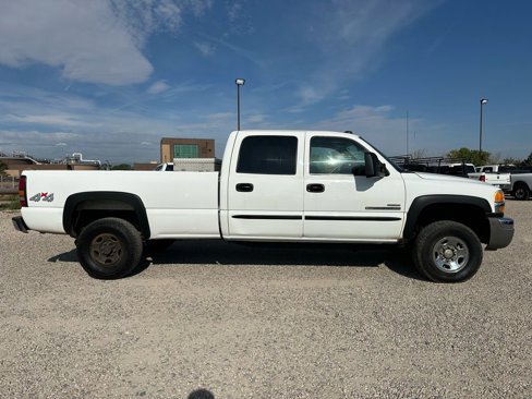 Used 2004 GMC Sierra 2500 SLE w/ Heavy-Duty Power Package image 12