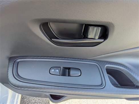 New 2025 Nissan Versa S image 30