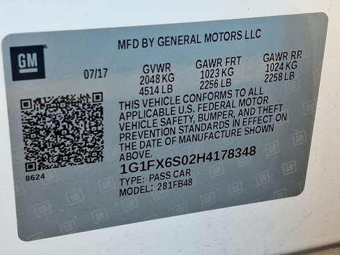 Used 2017 Chevrolet Bolt Premier w/ Driver Confidence II Package image 28