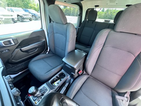 Certified 2021 Jeep Wrangler Sport image 10