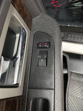 Used 2013 Ford F150 Platinum image 32