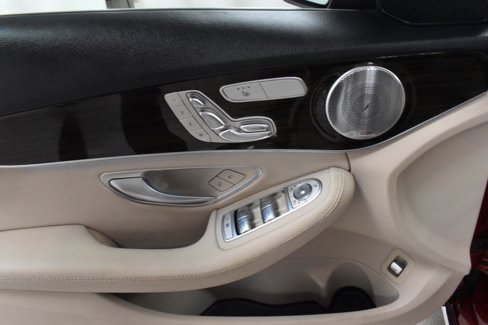 Used 2017 Mercedes-Benz C 300 4MATIC Sedan image 19