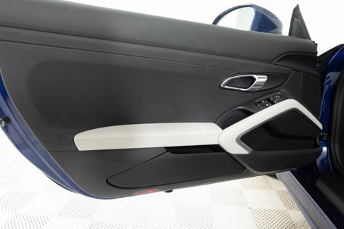 Certified 2023 Porsche 718 Cayman S image 6
