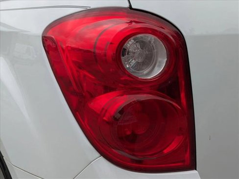 Used 2014 Chevrolet Equinox LS image 4