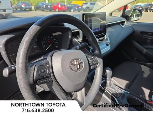Used 2023 Toyota Corolla LE image 19
