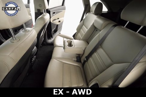 Used 2020 Kia Sorento EX image 17