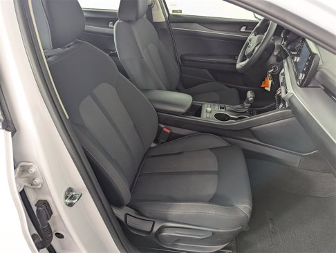 Used 2021 Kia K5 LX image 36