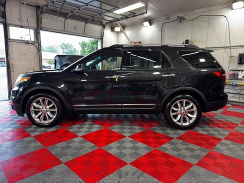 Used 2015 Ford Explorer XLT w/ Equipment Group 202A image 4