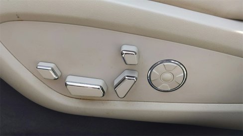 Used 2016 Lincoln MKX Reserve w/ Luxury Package image 19