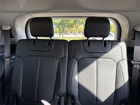 Used 2022 Jeep Grand Cherokee L Limited image 18