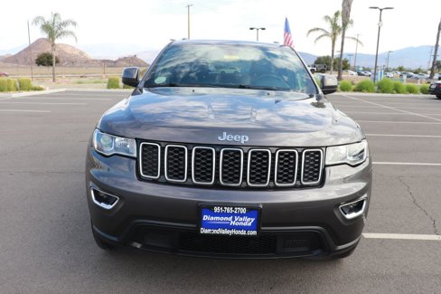 Used 2020 Jeep Grand Cherokee Laredo w/ Laredo X Package image 2