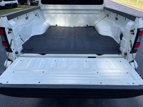 Used 2023 Nissan Frontier SV w/ Midnight Edition Package image 23
