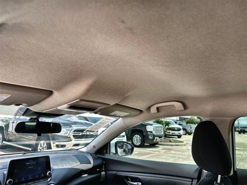 Used 2022 Nissan Sentra SV image 19