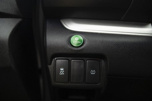 Used 2016 Honda CR-V LX image 13