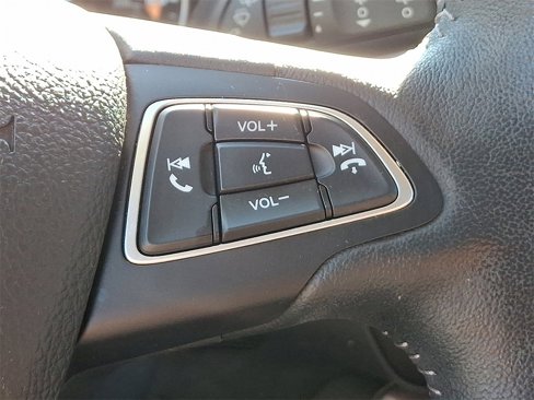 Used 2022 Ford EcoSport SES w/ Interior Protection Package image 23