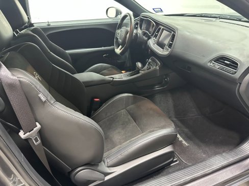 Used 2022 Dodge Challenger SRT Hellcat image 39