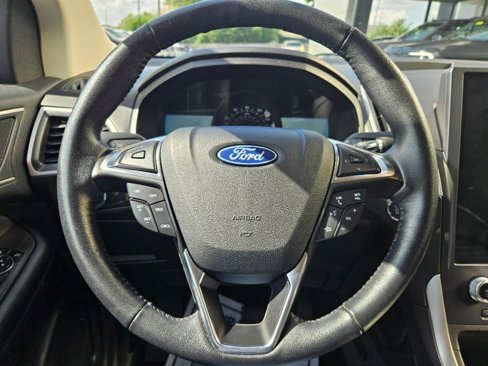 Used 2023 Ford Edge SEL image 24