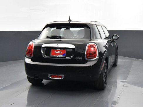 Used 2019 MINI Cooper 4-Door Hardtop w/ Premium Package image 31