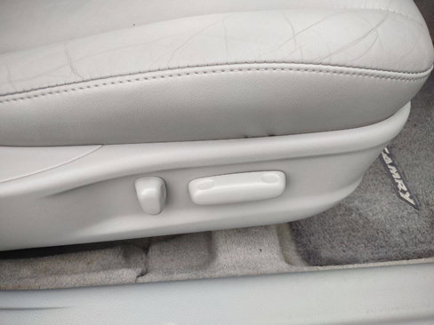 Used 2010 Toyota Camry XLE image 23