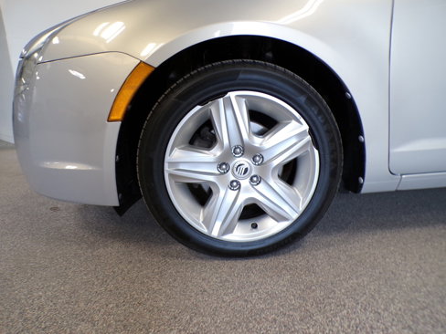 Used 2010 Mercury Milan image 9