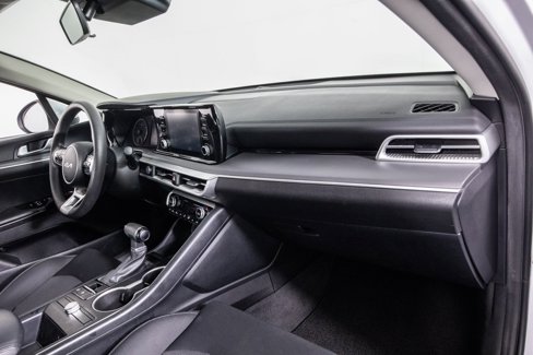 Used 2022 Kia K5 LXS image 18