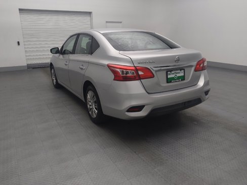 Used 2017 Nissan Sentra S image 5
