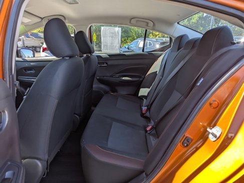 Used 2021 Nissan Versa SR w/ Convenience Package image 27