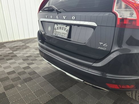 Used 2015 Volvo XC60 T6 image 19