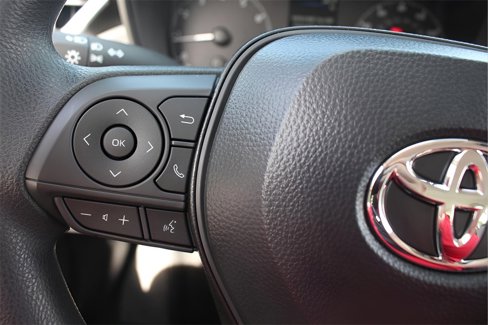 New 2025 Toyota Corolla LE image 19