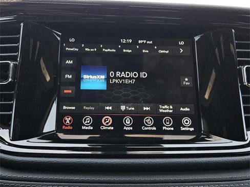 Used 2022 Dodge Durango GT image 13