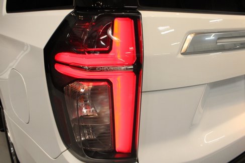 Used 2023 Chevrolet Suburban High Country w/ Premium Package 2 image 14