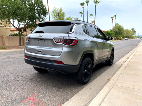 Used 2017 Jeep Compass Limited w/ Navigation Group image 14