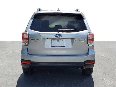 Used 2017 Subaru Forester 2.5i Premium w/ All-Weather Package image 23
