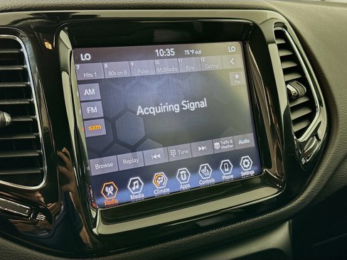 Certified 2021 Jeep Compass Limited image 14