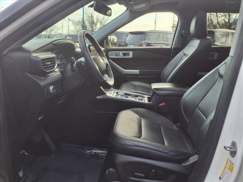 Used 2021 Ford Explorer Limited w/ Equipment Group 301A image 13