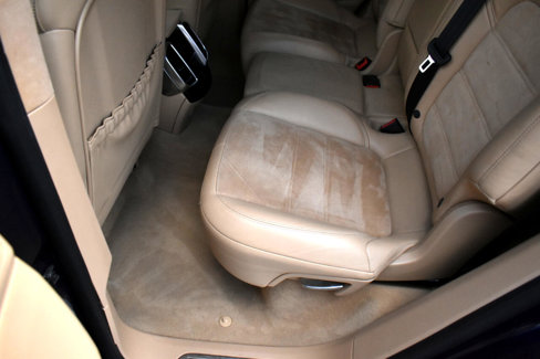 Used 2013 Porsche Cayenne GTS image 23