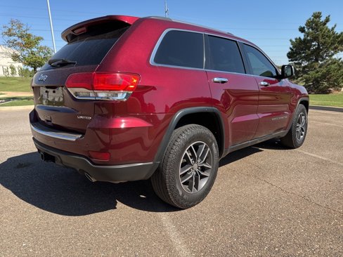 Used 2018 Jeep Grand Cherokee Limited w/ Trailer Tow Group IV image 4