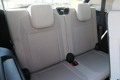 Used 2018 Volkswagen Tiguan S image 48