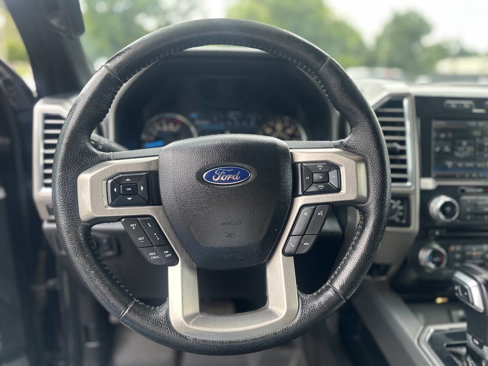 Used 2015 Ford F150 Platinum w/ Equipment Group 701A Luxury image 25