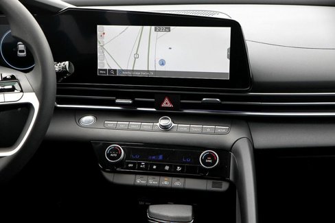 Used 2024 Hyundai Elantra SEL image 22