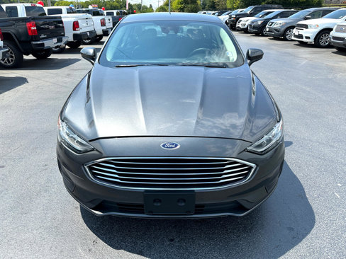 Used 2020 Ford Fusion SE image 7