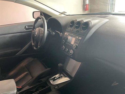 Used 2011 Nissan Altima 3.5 SR w/ Leather Pkg image 8