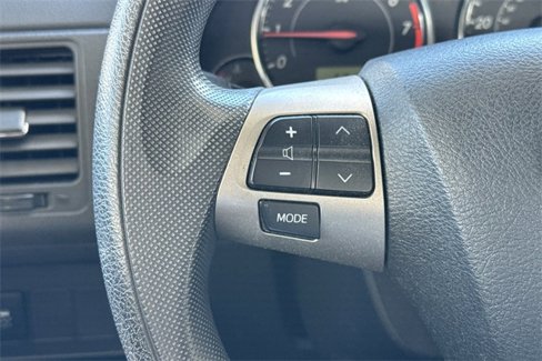 Used 2013 Toyota Corolla LE image 21
