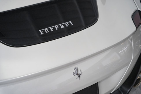 Used 2025 Ferrari Roma Spider image 22