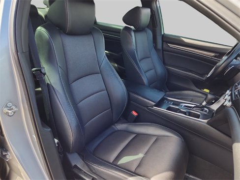 Used 2018 Honda Accord Sport image 44
